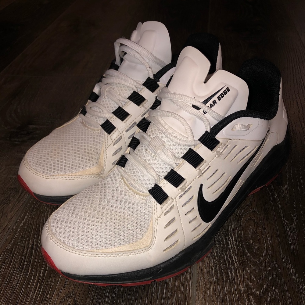 Nike Lunar Edge Trainers